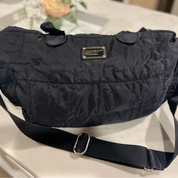 Pretty Nylon Eliz-a-Baby Diaper Bag - Picture 5 of 12